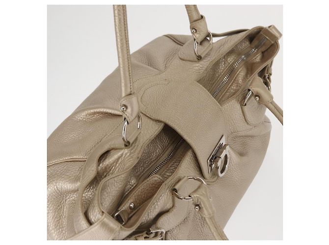 Salvatore Ferragamo Gancini Hand Bag Leather Champagne Gold Silver Auth 161013 Silvery Golden - view 6