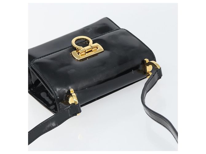 Borsa a spalla Gancini Salvatore Ferragamo in pelle verniciata nera e oro Auth 162253 - vista 6