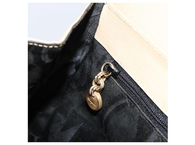 Borsa a Spalla Gancini in Pelle Beige Oro Auth 161430 di Salvatore Ferragamo - vista 20