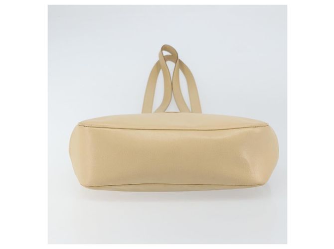 Borsa a Spalla Gancini in Pelle Beige Oro Auth 161430 di Salvatore Ferragamo - vista 5