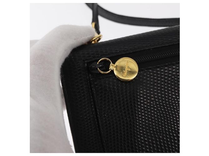 Portafoglio a spalla Salvatore Ferragamo Vala in pelle nera e oro Auth 159452 Nero D'oro - vista 17