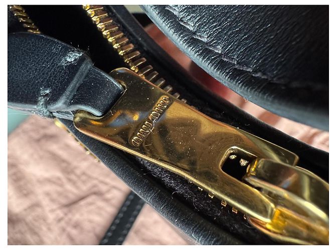 Borsa Hobo Miu Miu Wander Nera in Pelliccia Nero - vista 9