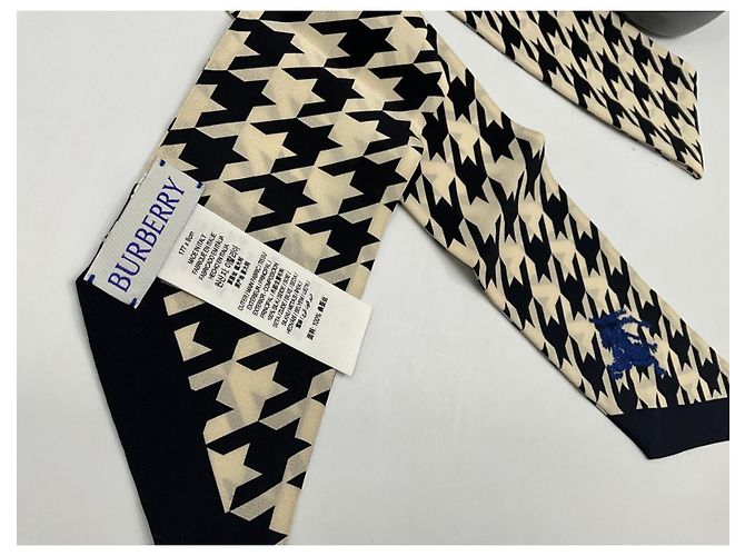 Bufanda de seda delgada Burberry – Era Daniel Lee – Houndstooth & Caballero EKD Multicolor - vista 4