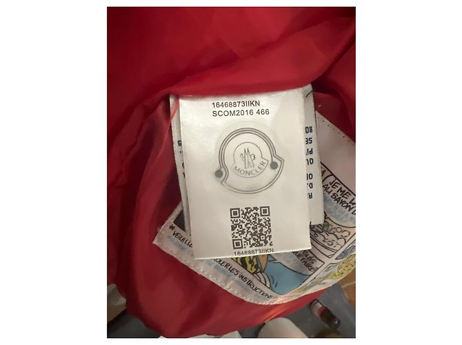 Giacca Piumino Rossa Lucida Moncler con Cappuccio e Pelliccia Rosso - vista 3