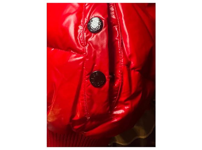 Giacca Piumino Rossa Lucida Moncler con Cappuccio e Pelliccia Rosso - vista 5