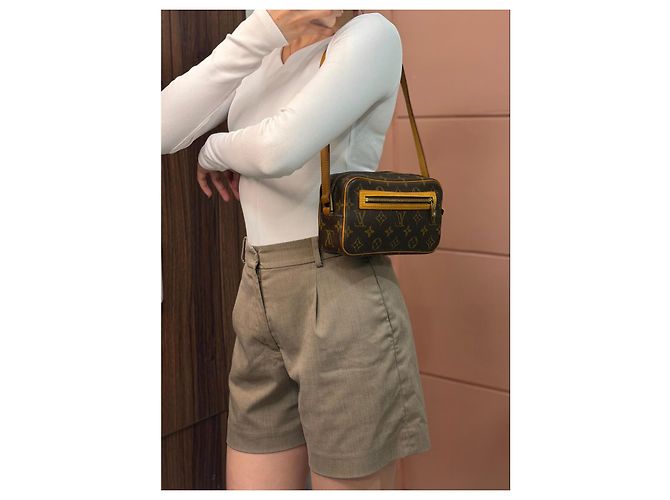 Borsa a spalla Pochette Cité in tela Monogram Louis Vuitton - vista 19