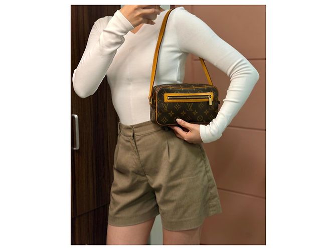 Borsa a spalla Pochette Cité in tela Monogram Louis Vuitton - vista 20