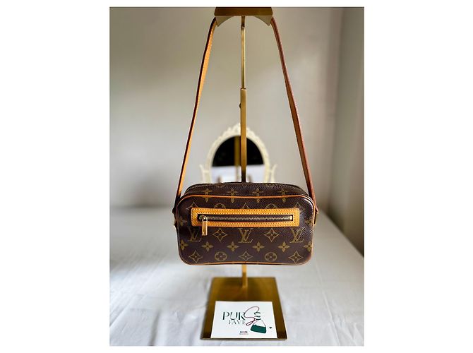 Borsa a spalla Pochette Cité in tela Monogram Louis Vuitton - vista 4