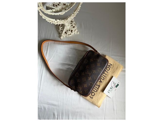 Borsa a spalla Pochette Cité in tela Monogram Louis Vuitton - vista 8