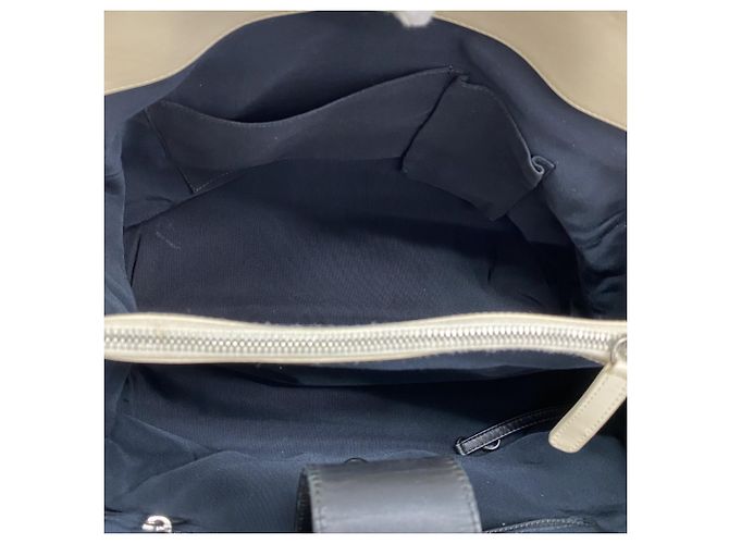 Chanel Boy Leder Tote Tasche Schwarz Weiß - Ansicht 4