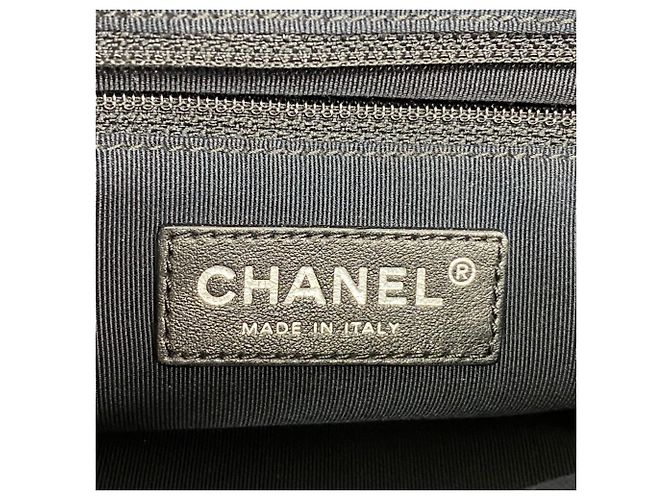 Chanel Boy Leder Tote Tasche Schwarz Weiß - Ansicht 5
