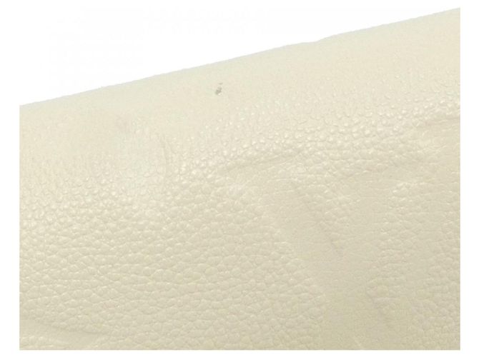 Carteira Louis Vuitton Monogram Empreinte Wallet on Chain Ivy Cru - vista 5