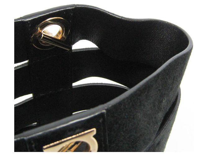 Borsa a spalla in pelle nera Gancini di Salvatore Ferragamo Nero - vista 14
