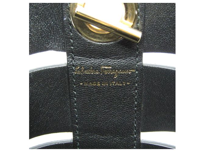 Borsa a spalla in pelle nera Gancini di Salvatore Ferragamo Nero - vista 19