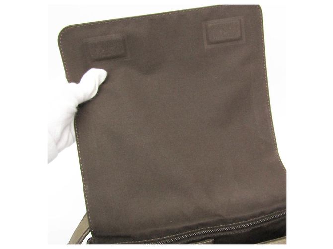 Borsa a Spalla da Uomo Louis Vuitton Taiga Roman PM M32700 Beige - vista 11