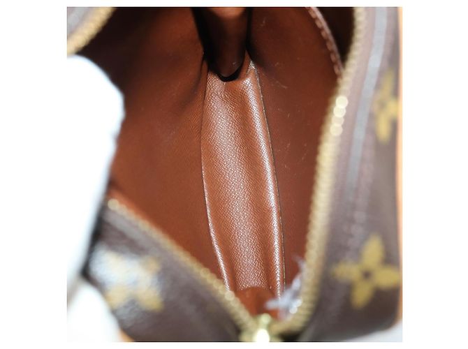 Borsa Danube Louis Vuitton in tela Monogram Mini Marrone - vista 5
