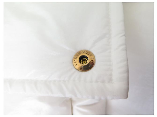 NUEVO ABRIGO PUFFER CON CAPUCHA LOUIS VUITTON 38 M 1AC4JE Blanco - vista 16