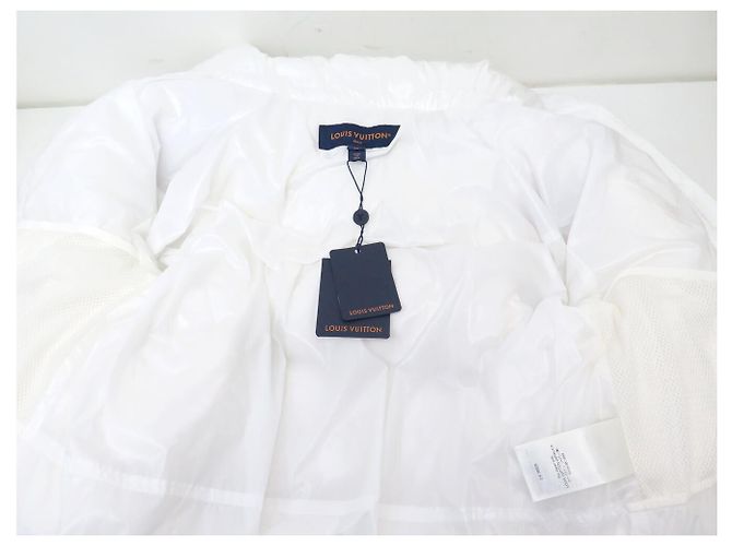 NUEVO ABRIGO PUFFER CON CAPUCHA LOUIS VUITTON 38 M 1AC4JE Blanco - vista 4