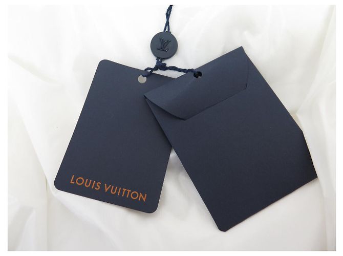 NUEVO ABRIGO PUFFER CON CAPUCHA LOUIS VUITTON 38 M 1AC4JE Blanco - vista 8