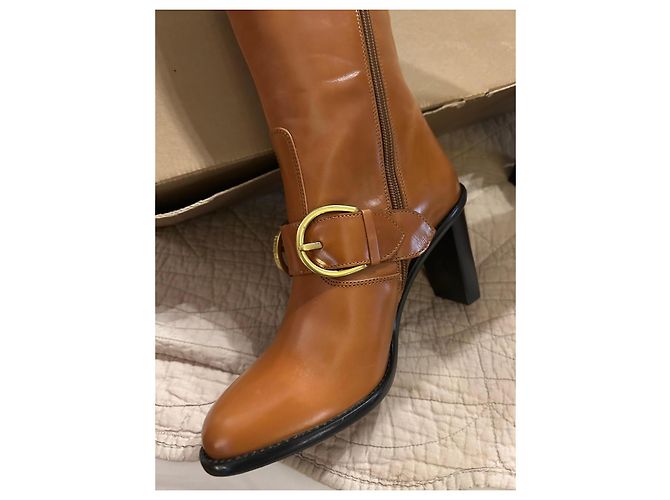 Zadig & Voltaire Botas altas de couro marrom com fivela dourada - vista 3
