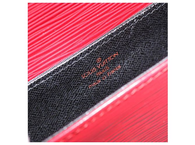 Borsa a mano Saint Cloud in pelle Epi PM Louis Vuitton Rosso - vista 6