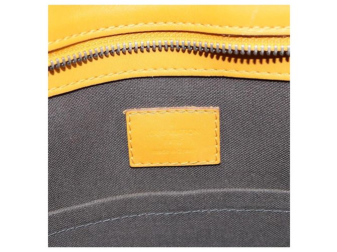 Borsa Tadao in pelle Damier Infini MM di Louis Vuitton Giallo - vista 7