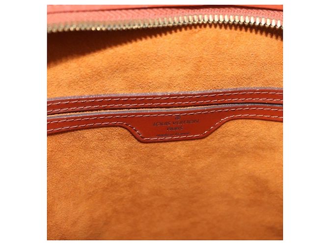 Louis Vuitton Gobelins Epi Leather Castaño - vista 6