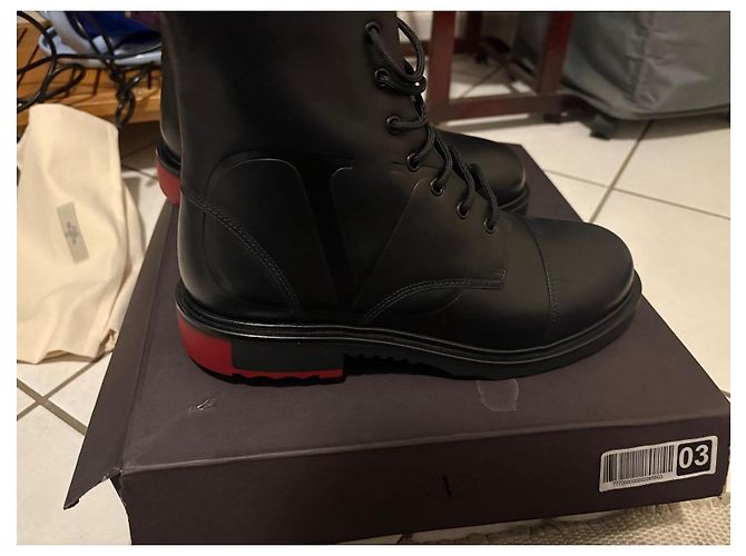 Valentino Garavani Leder Combat Boots - 44 Schwarz - Ansicht 2