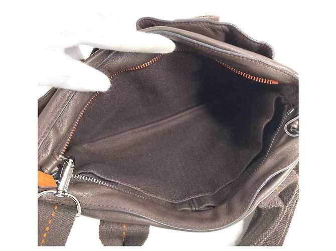 Hermès Caravan Horizontal PM Leder Schultertasche Braun Orange - vista 13