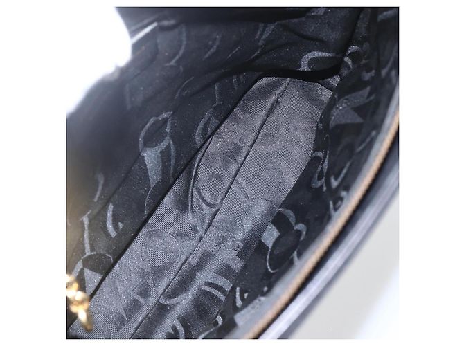 Borsa a Spalla Gancini in Pelle Nera e Oro Auth 161284 di Salvatore Ferragamo Nero D'oro - vista 11
