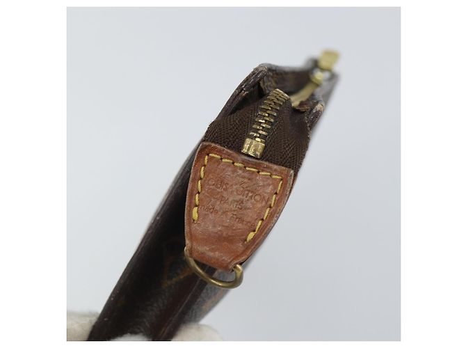 Bucket LOUIS VUITTON Monogramma Secchiello PM Pochette Accessorio LV Auth 162697 - vista 8