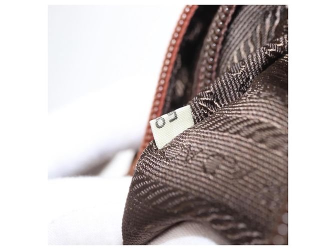 Borsa Tote PRADA in nylon marrone oro Auth 161781 D'oro - vista 12
