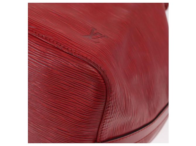 Noe LOUIS VUITTON Borsa a Spalla Petit Noé Epi Rossa M44107 LV Auth 159331 Rosso - vista 15