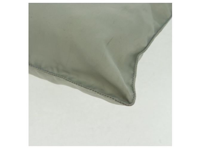 Borsa a Spalla PRADA in Nylon Grigio Auth 160842 Marrone - vista 17