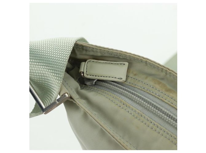 Borsa a Spalla PRADA in Nylon Grigio Auth 160842 Marrone - vista 21