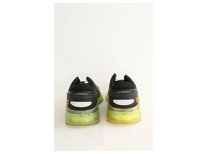 Gucci Sneakers Ultrapace R Bassi Neri Nero - vista 2