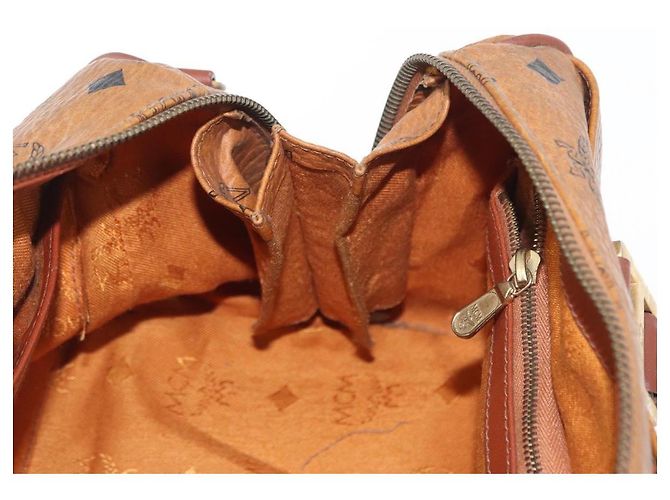 Borsa MCM Vicetos Logogram in pelle PVC 2 in 1 marrone oro Auth gh1459 D'oro - vista 20