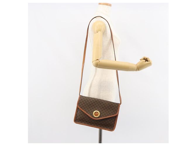 Céline Borsa a spalla circolare in tela Macadam CELINE in pelle PVC marrone oro Auth 161048 D'oro - vista 23