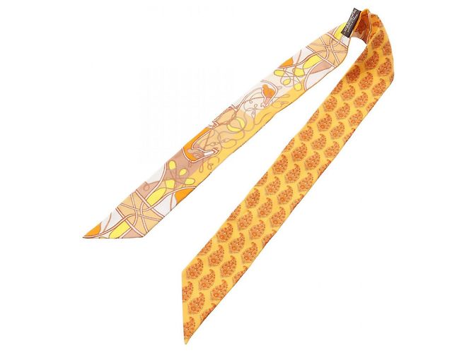 Foulard in seta Hermès Twilly Coup de Fouet au Bloc Giallo - vista 3