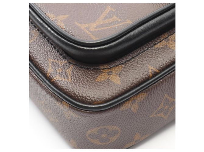 Louis Vuitton Christopher Wearable Wallet Shoulder Bag Brown Black - view 5