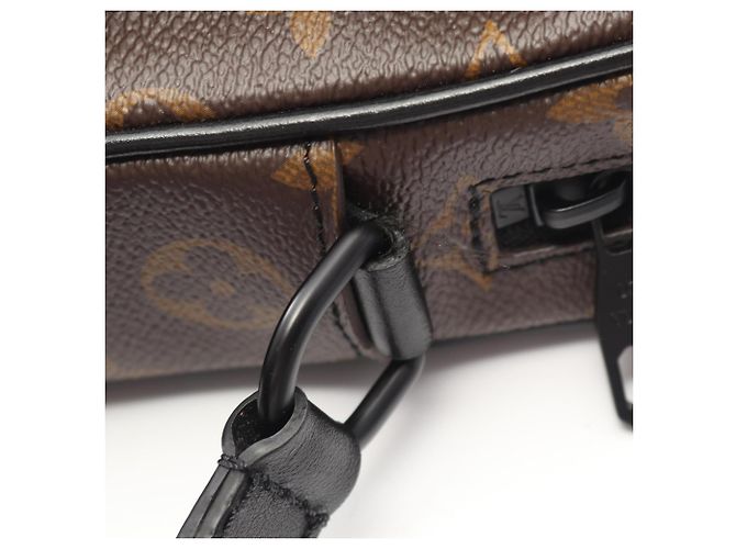 Louis Vuitton Christopher Wearable Wallet Shoulder Bag Brown Black - view 6