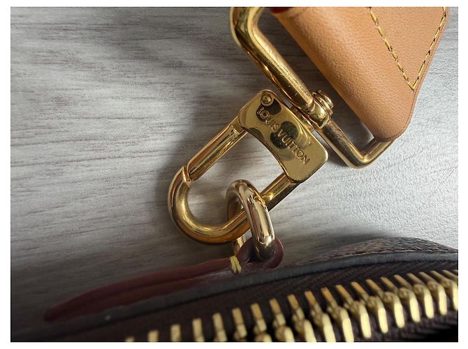 Montsouris Pouch Doppio per Telefono Louis Vuitton x Nigo Marrone - vista 3