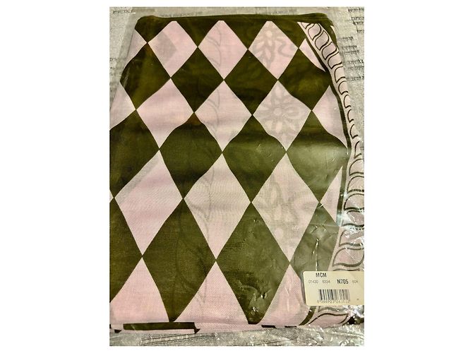 Sciarpa di lusso MCM – miscela di modal e cashmere Multicolore - vista 4