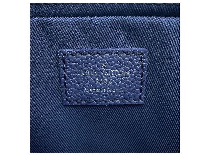 Louis Vuitton – Trio Messenger Monogram Ink Watercolor Blu - vista 4