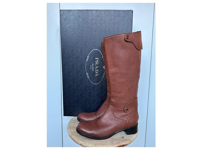 Botas altas de cuero marrón Prada Castaño - vista 2