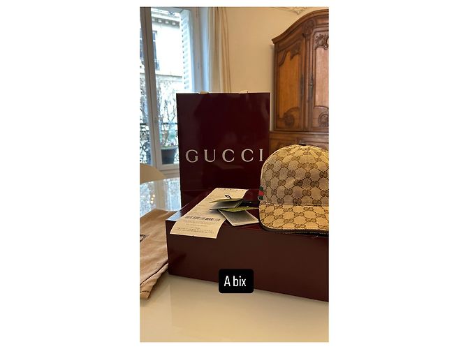 Cappellino Gucci GG Supreme Marrone in Tela e Pelle Beige - vista 3