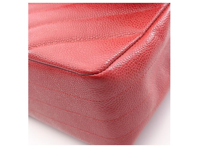 Borsa a spalla in pelle di vitello grana rossa Chanel Rosso - vista 6