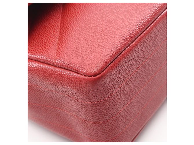 Borsa a spalla in pelle di vitello grana rossa Chanel Rosso - vista 7