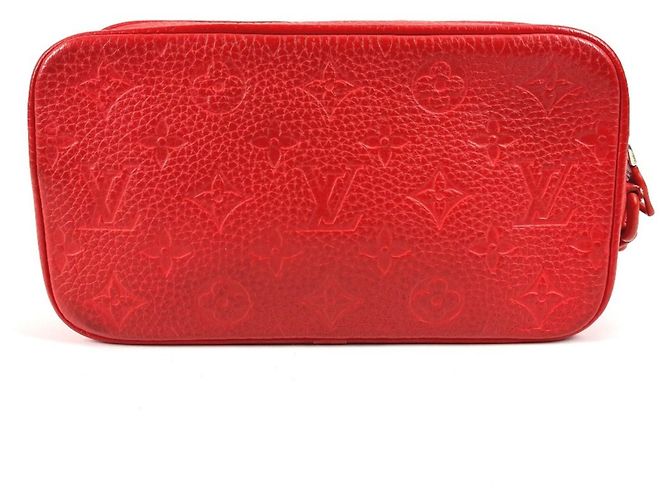 Pochette Volga Rossa in Monogram Empreinte di Louis Vuitton Rosso - vista 2