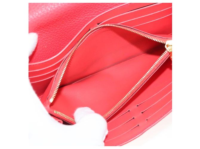 Louis Vuitton Capucines Long Wallet Leather Red - view 5